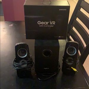 SamSung VR With Logitech SubWoofer & Speakers